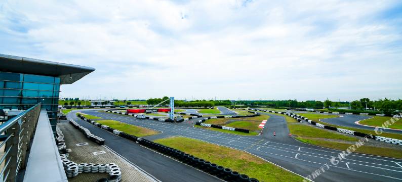 佰佬至尚主题酒店图片