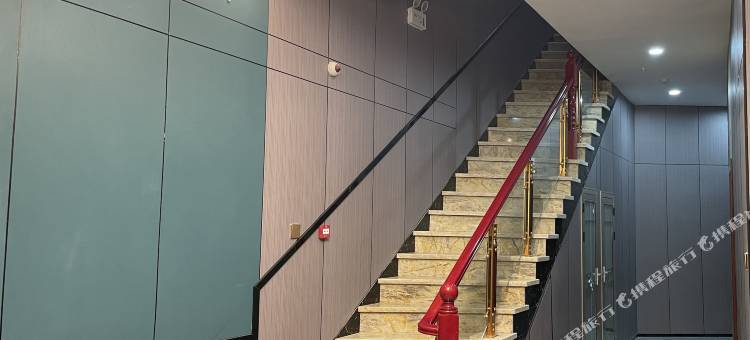 逸涵宾馆(新华联童梦乐园店)图片