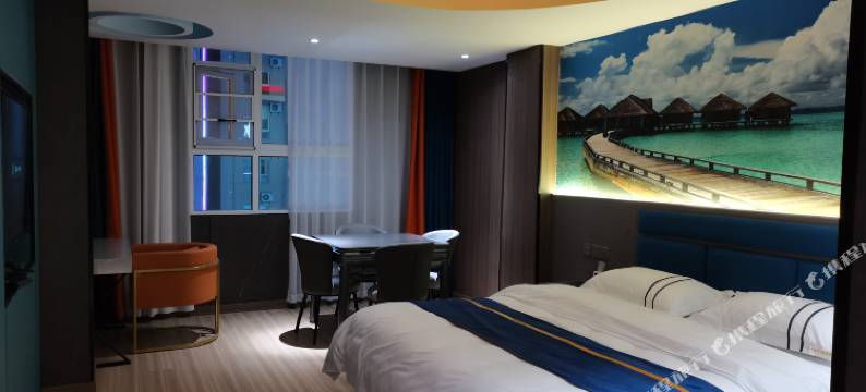 威宁水岸花开精品酒店(会展中心店)图片