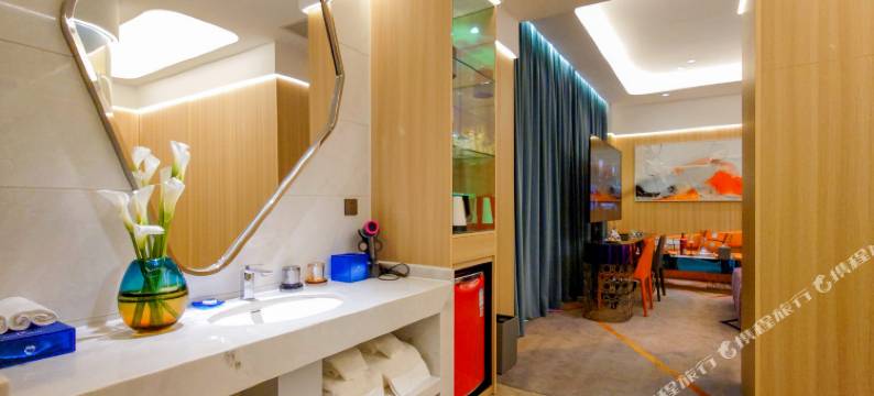 简致酒店(乌鲁木齐人民广场店)图片