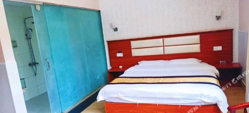 玉鑫林假日酒店图片