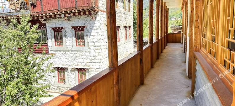 丹巴拉姆世家民宿图片