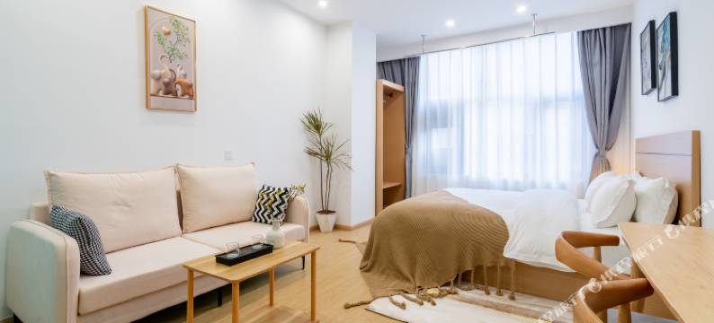 昆明蓝湾公寓(东风广场地铁站)图片