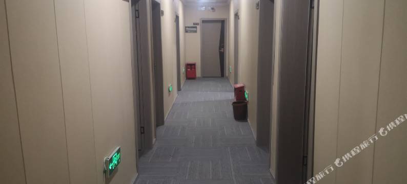 定日君湖供暖酒店图片