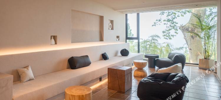 WHITE VILLA·山顶238号民宿(莫干山风景区店)图片