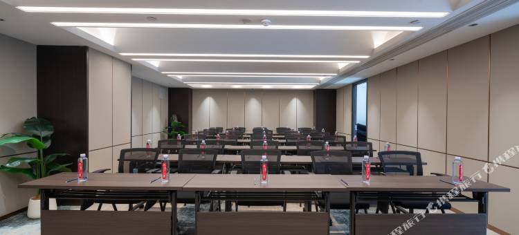 铂顿国际公寓(济南唐冶西路盛唐荟店)图片