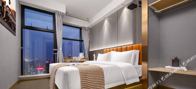 玺悦·冠御高空酒店(成都春熙路文殊院店)图片