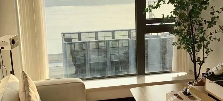 云汐HOUSE海景轻居(龙光世纪商务中心店)图片