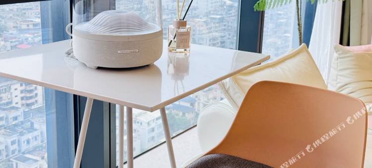 甘蓝轻雅艺术公寓(中山石岐大信新都汇店)图片