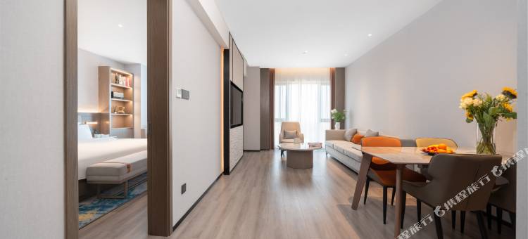 丽呈睿轩酒店(西安咸阳国际机场王府井奥莱店)图片