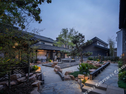 扬州广陵有熊酒店