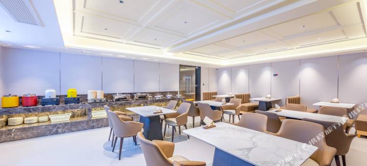 纳兰迪酒店(华州店)图片