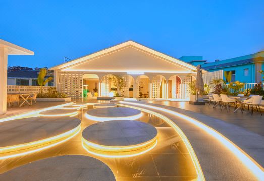 云朵兰锦鲤花园泳池酒店（西双版纳景洪勐泐大佛寺店）外景图