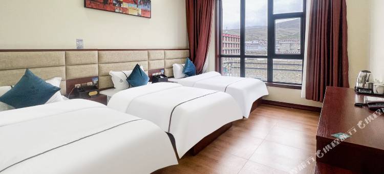 稻城九五大酒店图片