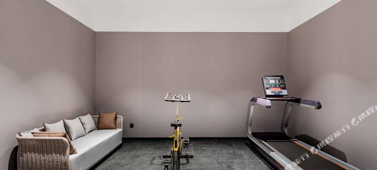 四季花园酒店(包头青山区兴胜镇人民政府店)图片