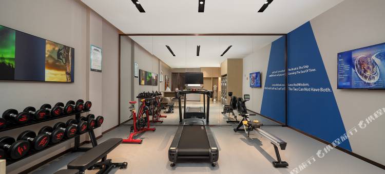 凯里亚德酒店(开封清明上河园鼓楼夜市店)图片