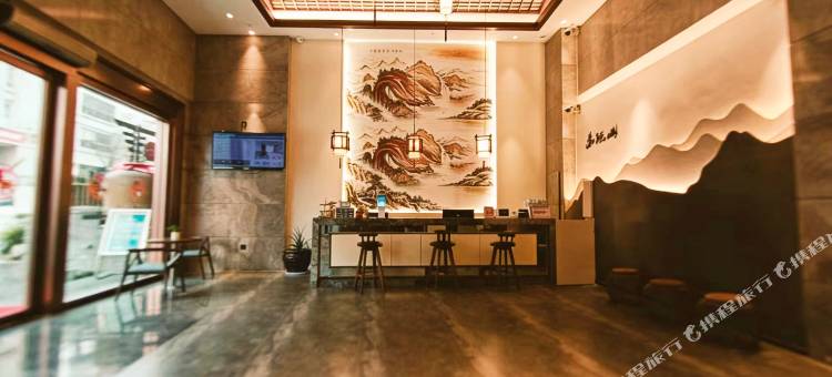 贵阳万泉假日酒店(观山湖会展城金融城店)图片