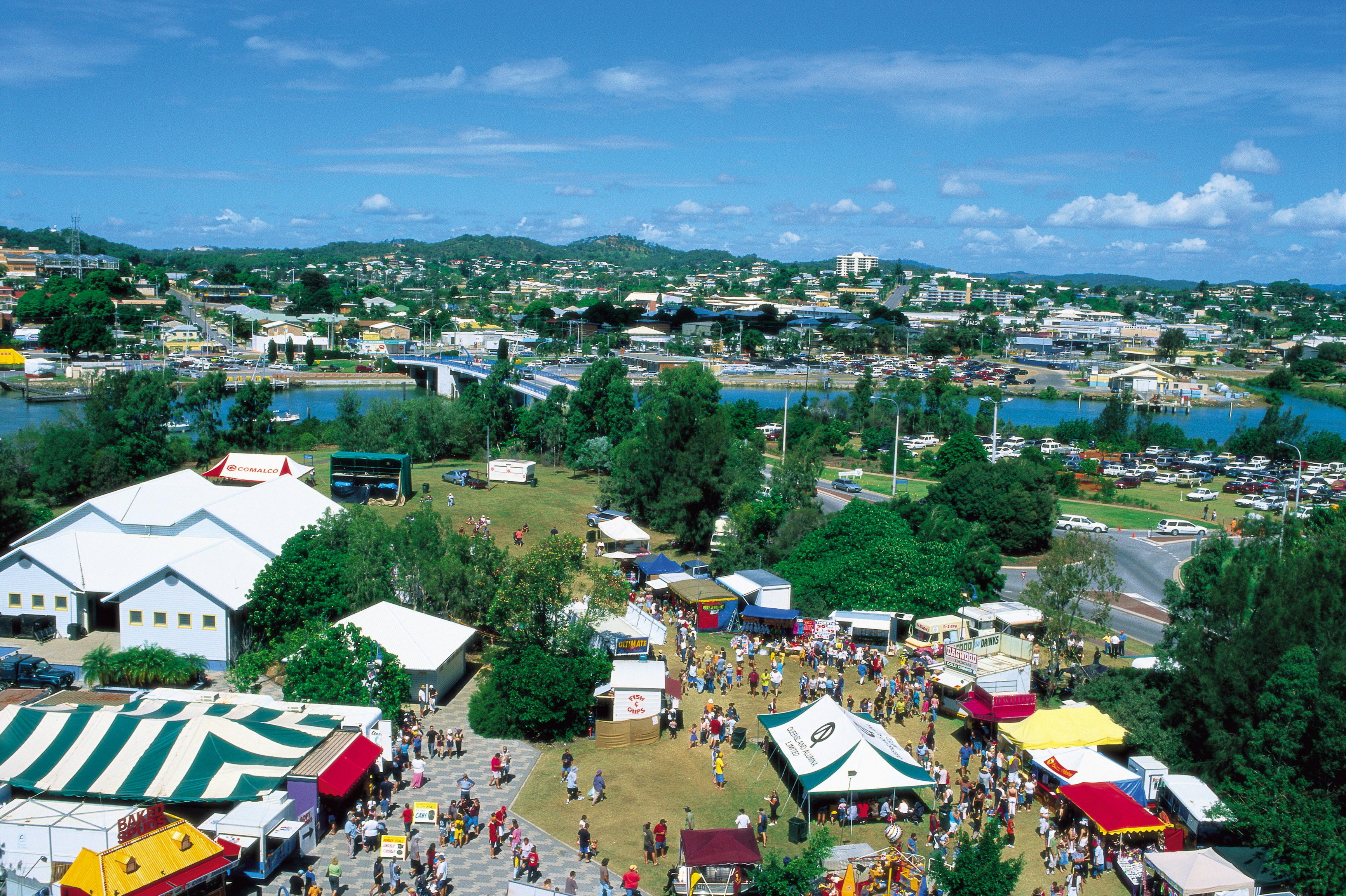 Oaks Gladstone Grand Hotel Over view