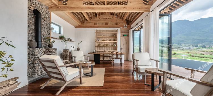 荒度余生AR-Xnn有风·光影美学丨° 既山野度假雪景酒店图片