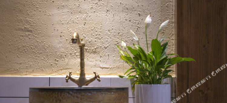 九龙罕额吉日民宿图片