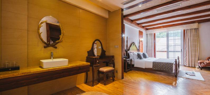 南京鹿鸣山居图片