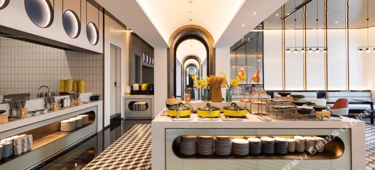 广州南站万科中心亚朵酒店图片