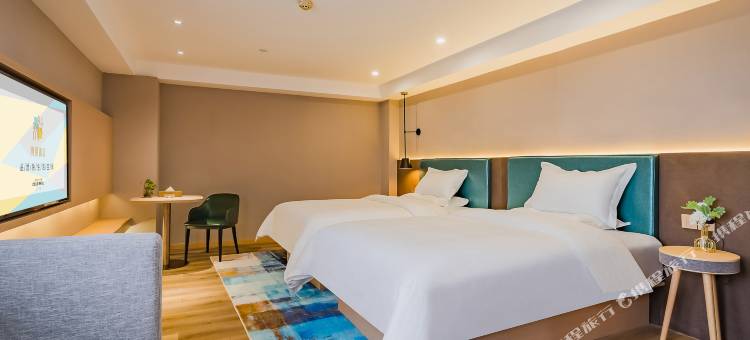 潮漫酒店(江门五邑大学三十三墟街店)图片