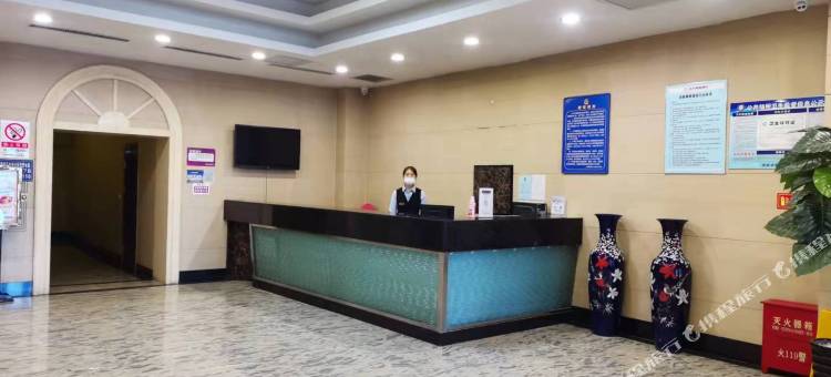 沈铁大酒店(沈阳北站B座店)图片