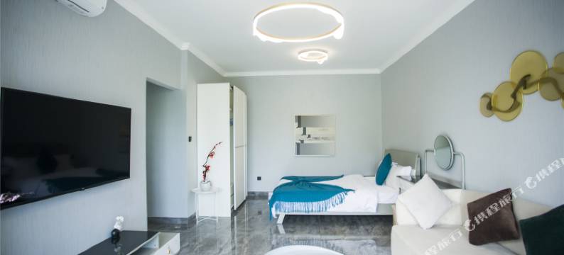 三亚蓝海椰风海景度假公寓(凤凰机场店)图片