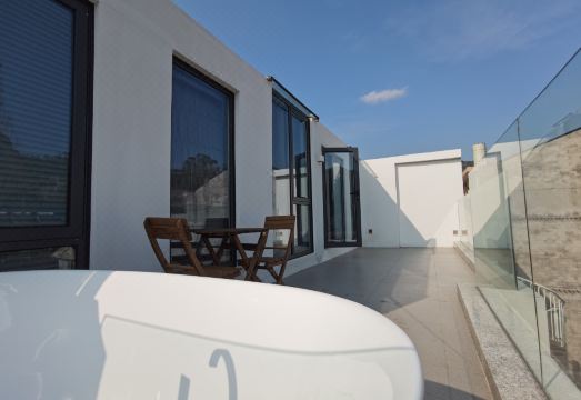 Yongjia Yanxi River Yanhui Qizhu Homestay Hotel Overview