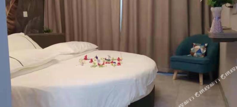 武汉汉江美景公寓(舵落口地铁站店)图片