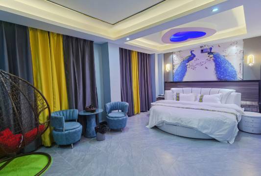 普宁莱卡商务公寓