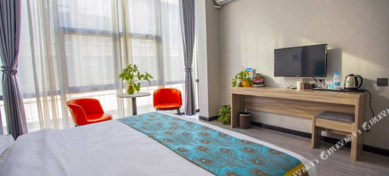 皋兰华茂优品酒店图片