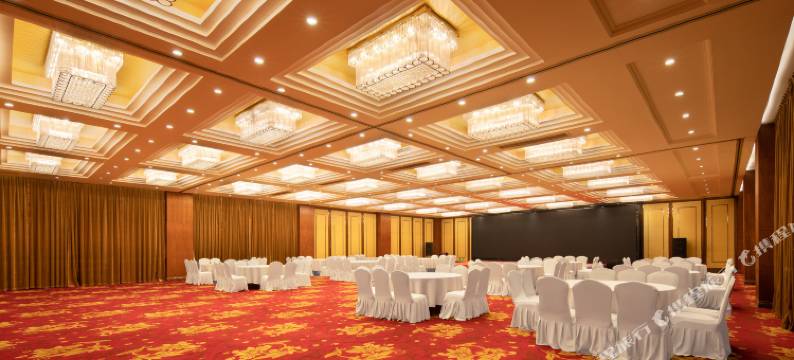 成都明珠国际酒店(金牛万达梁家巷地铁站店)图片