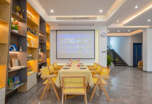 Floral Hotel·Hongcun Yingwu Mountain Residence Hotel Hotel Overview