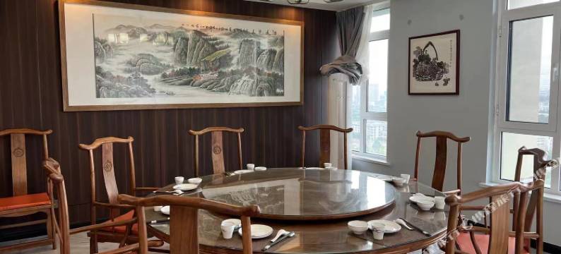 四季海酒店(日照大学城同创国际大厦店)图片