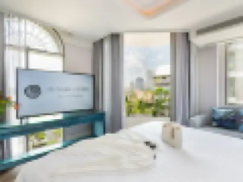 One Bedroom Riverview Suite