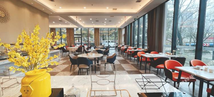 维也纳酒店(苏州工业园区时尚舞台奥特莱斯店)图片