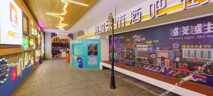 骏怡连锁酒店(大连港湾广场地铁站店)图片