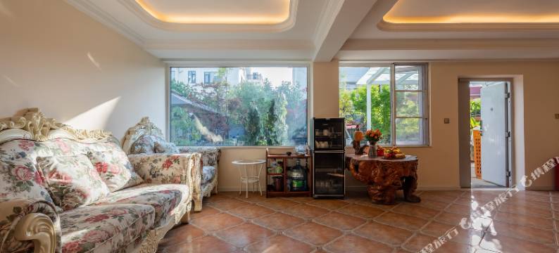 昆明滇池幸芙里客栈(海埂大坝店)图片