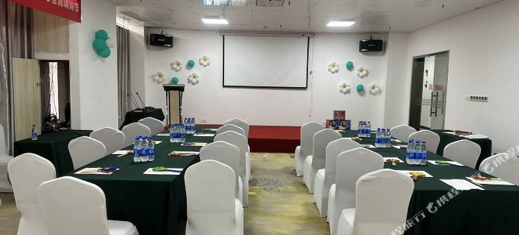 希缦铂金酒店(宜春市政府高铁站店)图片