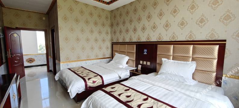 青海湖蓝宝石圣湖民宿图片