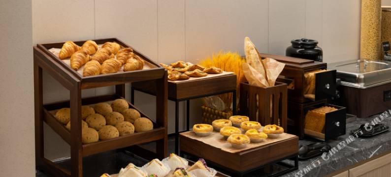 广州越秀淘金地铁站亚朵酒店图片