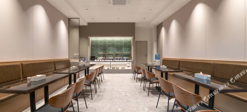 爱丽丝精品酒店(洪浪北地铁站店)图片