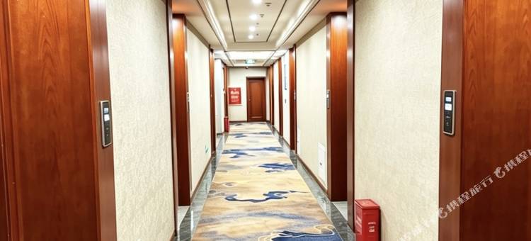 德朗·轻奢智能酒店(阿坝县格尔登寺院店)图片