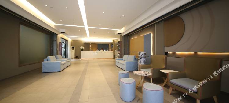 丽睿酒店(慈溪银泰城上林坊步行街店)图片