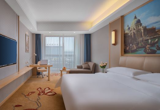 Vienna International Hotel (Mengcheng Wanda Store) Hotel Overview