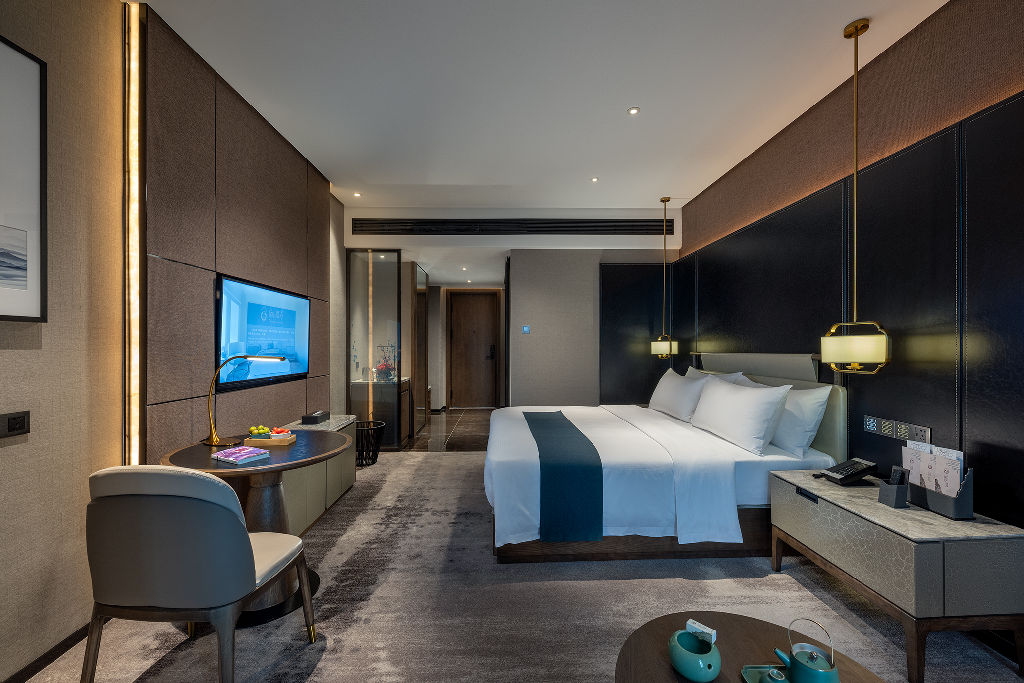 Meet Mountain Hotel Over view