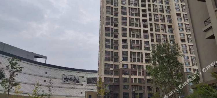华人易居公寓(青岛创智新区店)图片