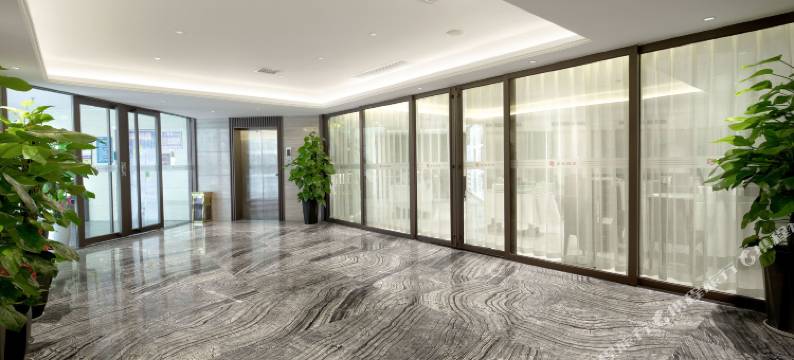 麓枫酒店(岳麓山湖南大学店)图片
